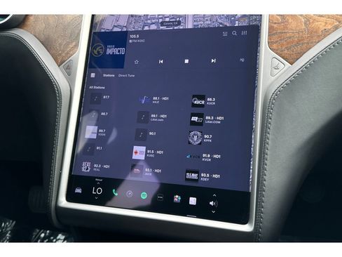 Used 2018 Tesla Model S 75D image 25