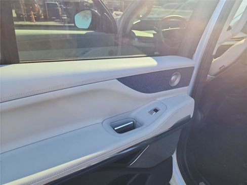 New 2026 Lincoln Navigator L Reserve w/ Jet Appearance Package image 17