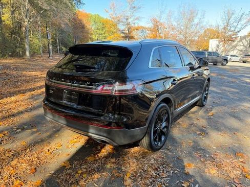 Certified 2022 Lincoln Nautilus Reserve image 19