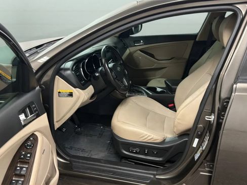 Used 2012 Kia Optima EX w/ Premium Pkg FWD image 21