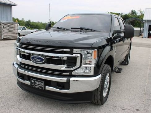 Used 2022 Ford F250 XL w/ STX Appearance Package AWD/4WD image 3