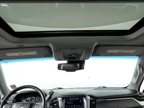 Used 2018 Chevrolet Suburban LT AWD/4WD image 20