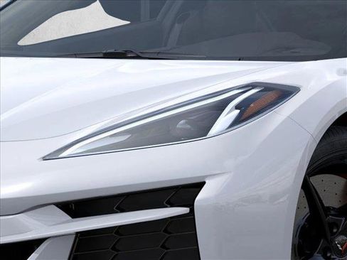 New 2025 Chevrolet Corvette E-Ray AWD/4WD image 10