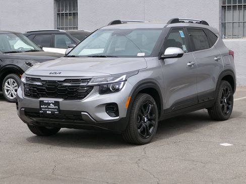 New 2025 Kia Seltos X-Line image 7