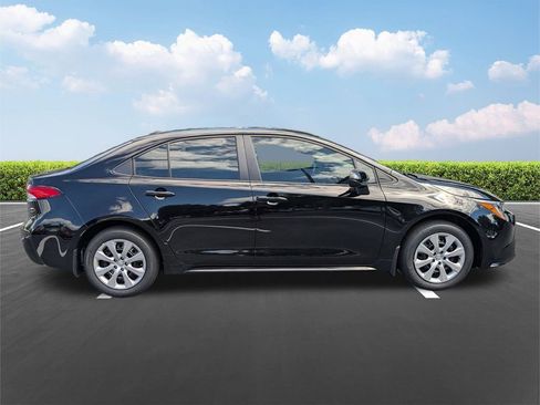 New 2026 Toyota Corolla LE image 3