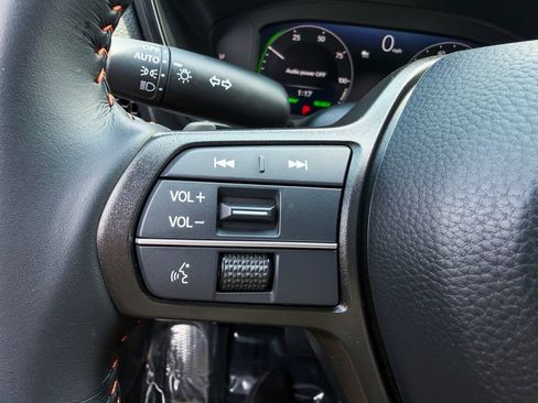 Used 2026 Honda CR-V Sport-L image 32