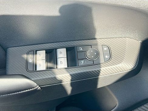 New 2026 Mitsubishi Outlander ES FWD image 18