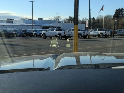 Used 2022 GMC Sierra 3500 Denali w/ Denali Black Diamond Edition image 26