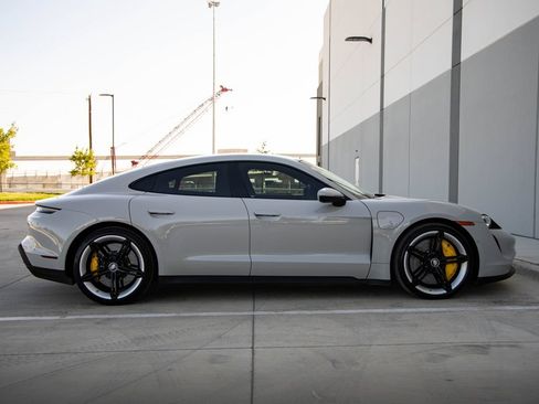 Used 2022 Porsche Taycan 4S AWD/4WD image 12