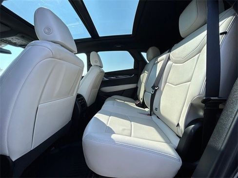 Used 2021 Cadillac XT5 Sportv w/ LPO, Floor Liner Package image 12