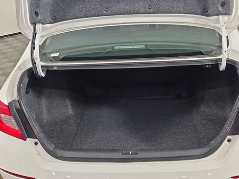 Used 2021 Honda Accord LX image 40