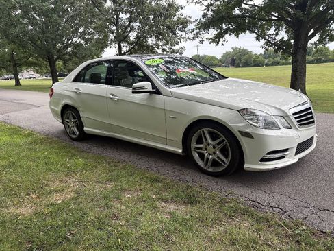 Used 2012 Mercedes-Benz E 350 Sedan w/ Lane Tracking Pkg image 14