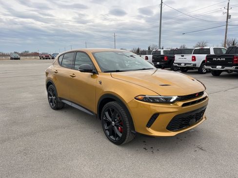 New 2025 Dodge Hornet R/T image 1