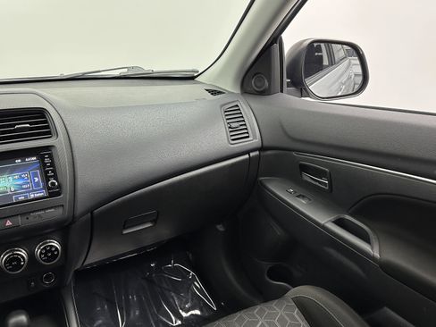 Used 2021 Mitsubishi Outlander Sport S image 25