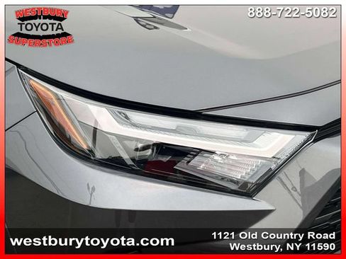 Certified 2025 Toyota RAV4 XLE w/ Convenience Package AWD/4WD image 11