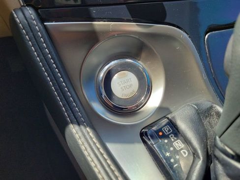 Used 2018 Nissan Maxima Platinum FWD image 27