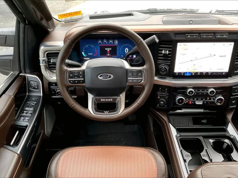 Used 2024 Ford F250 King Ranch image 5
