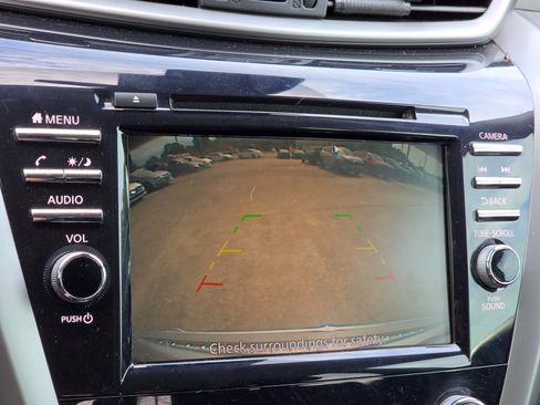 Used 2021 Nissan Murano S FWD image 21