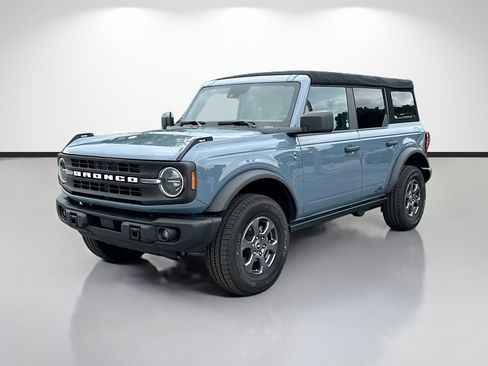 Used 2023 Ford Bronco Black Diamond AWD/4WD image 7