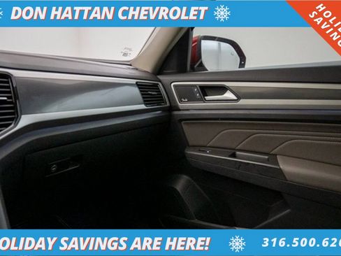 Used 2022 Volkswagen Atlas SEL Premium image 15