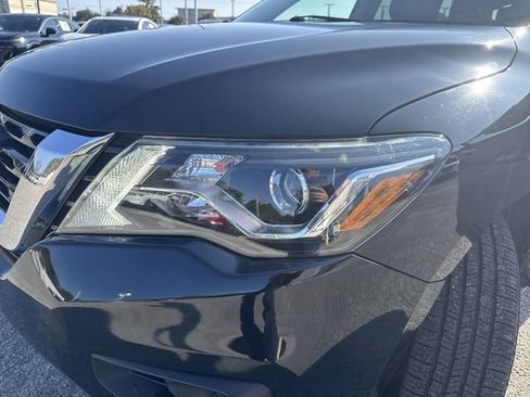 Used 2020 Nissan Pathfinder SL image 32