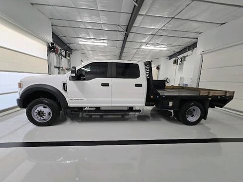 Used 2020 Ford F550 4X4 4dr Crew Cab 179.8 203.8 i image 4