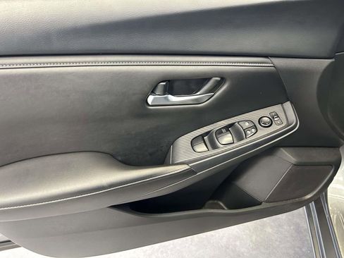 Used 2023 Nissan Sentra S FWD image 15