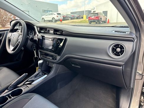 Used 2017 Toyota Corolla LE w/ Carpet Mat Package (TMS) image 35