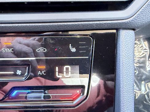 New 2026 Volkswagen Jetta SE image 24