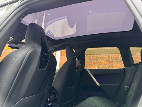 New 2026 BMW iX xDrive60 w/ Premium Package image 23