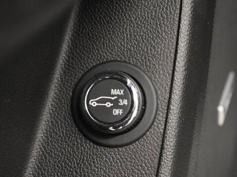 Used 2018 Chevrolet Traverse Premier w/ Redline Edition image 33