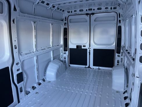 New 2026 RAM ProMaster 2500 w/ Convenience Group FWD image 14