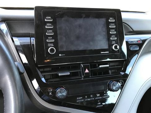 Used 2023 Toyota Camry SE AWD/4WD image 5