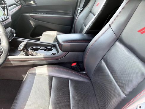 Used 2025 Dodge Durango R/T w/ Blacktop Package AWD/4WD image 8
