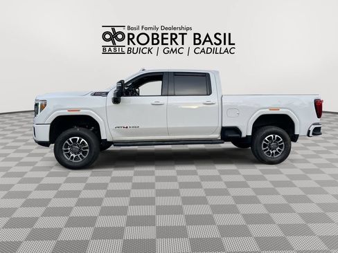 Used 2022 GMC Sierra 2500 AT4 w/ AT4 Preferred Package AWD/4WD image 5