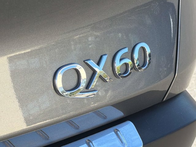 Certified 2022 INFINITI QX60 Luxe w/ Cargo Package FWD image 7