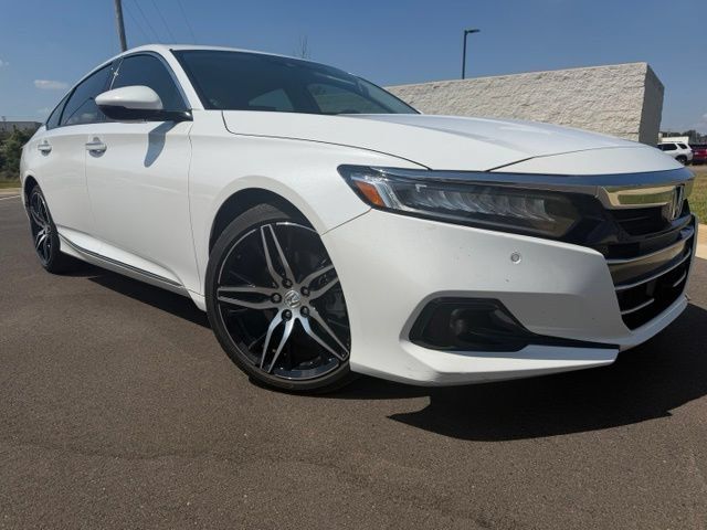 Certified 2022 Honda Accord Touring image 2