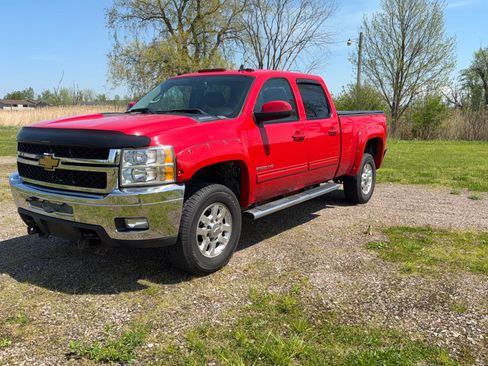 Used 2012 Chevrolet Silverado 2500 LTZ w/ LTZ Plus Package AWD/4WD image 1