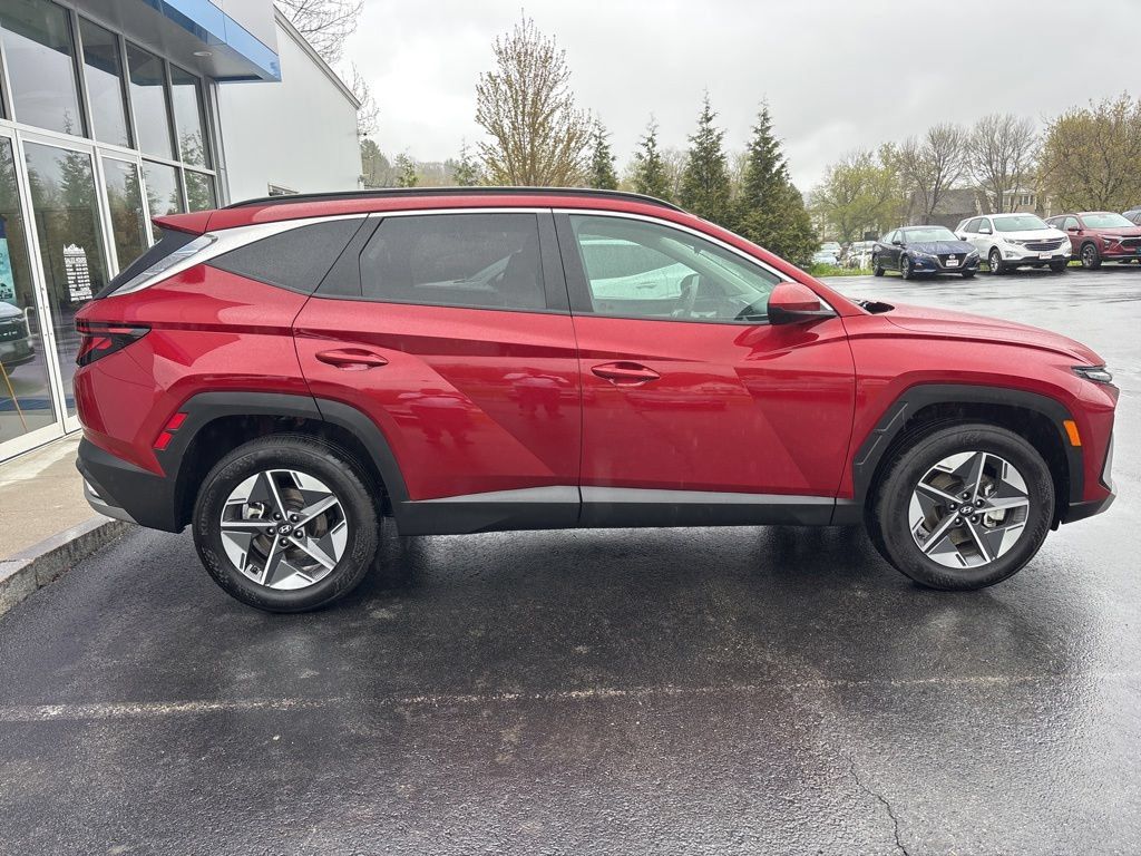 Used 2025 Hyundai Tucson SEL AWD/4WD image 6