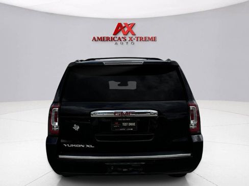 Used 2018 GMC Yukon XL Denali w/ Denali Ultimate Package image 4