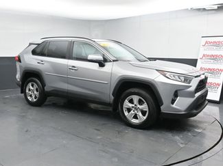 Used 2020 Toyota RAV4 XLE video 2