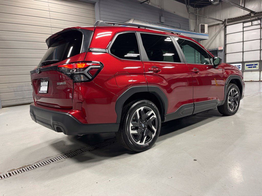 Used 2026 Subaru Forester Premium AWD/4WD image 8
