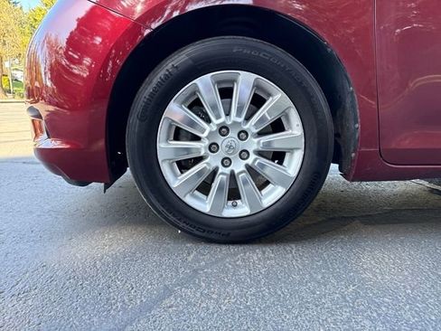 Used 2014 Toyota Sienna XLE AWD/4WD image 23