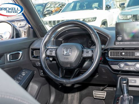 Used 2023 Honda Civic Sport image 19