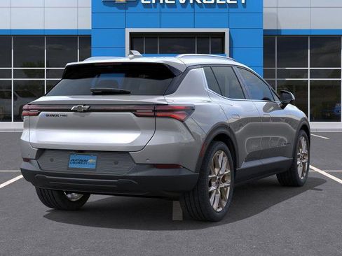 New 2026 Chevrolet Equinox EV LT image 4