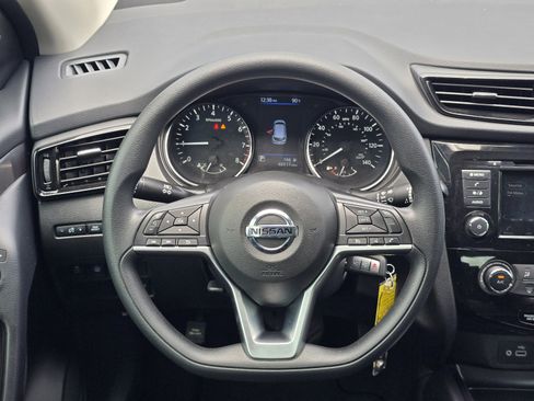 Used 2021 Nissan Rogue Sport S FWD image 15