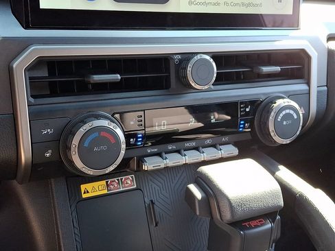 Certified 2025 Toyota 4Runner TRD Sport Premium AWD/4WD image 19