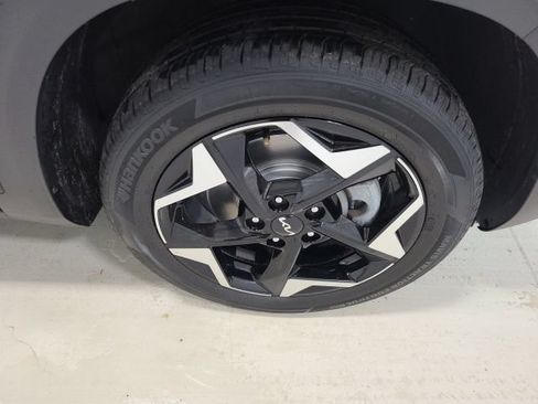 Used 2024 Kia Seltos EX AWD/4WD image 38