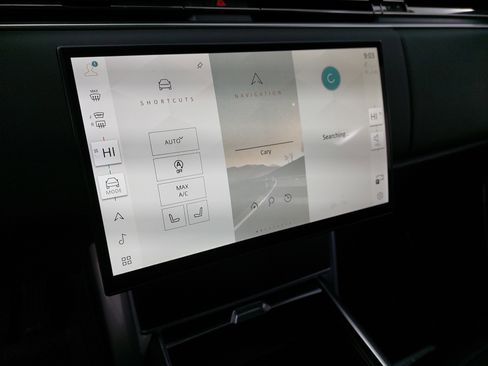 Used 2024 Land Rover Range Rover Autobiography image 22