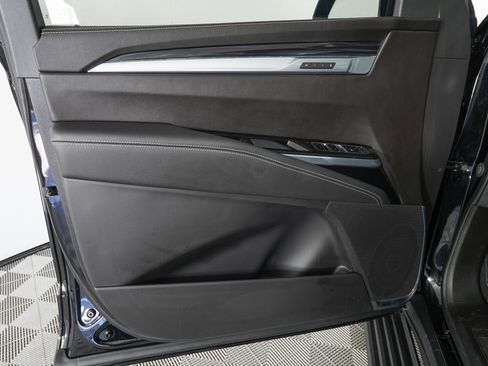 Used 2026 Cadillac Escalade Sport w/ Touring Package image 17